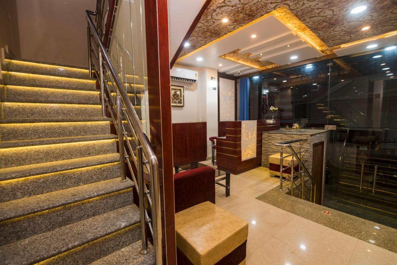 Hotel Bleue Mont Varanasi Ngoại thất bức ảnh