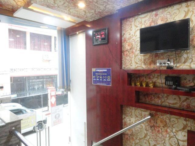 Hotel Bleue Mont Varanasi Ngoại thất bức ảnh