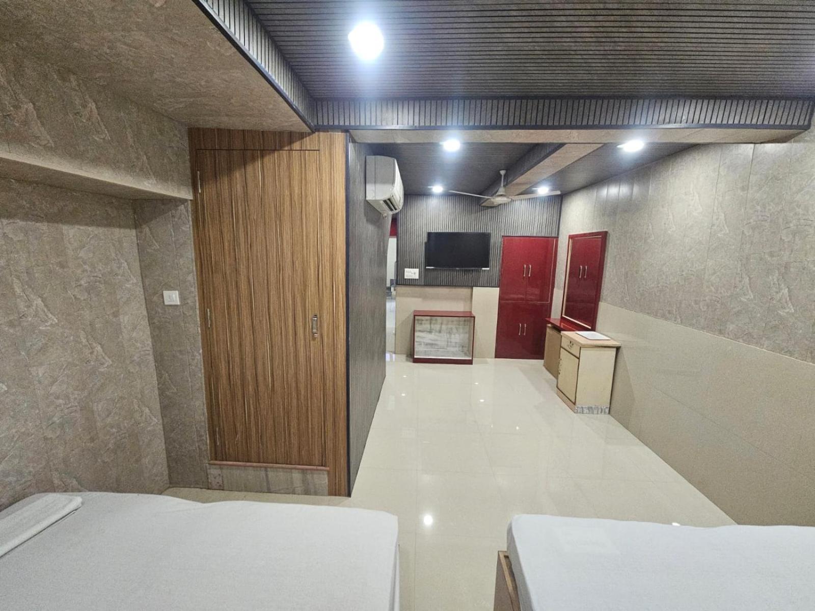 Hotel Bleue Mont Varanasi Ngoại thất bức ảnh